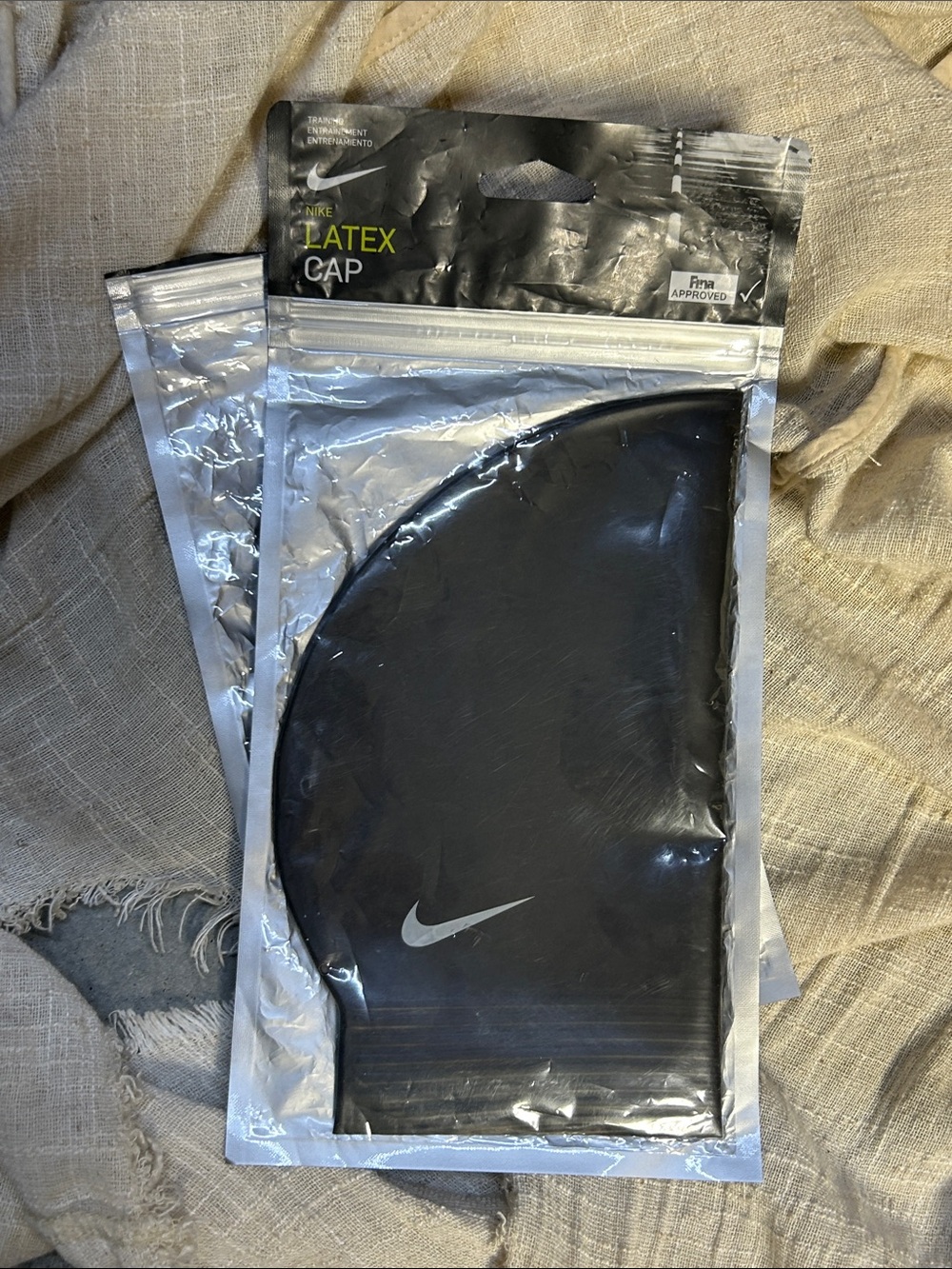 2 Nike Latex Swim Cap hg114